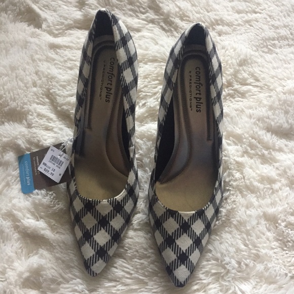comfort plus by Predictions Shoes - Comfort Plus by Predictions B/W Plaid Heels